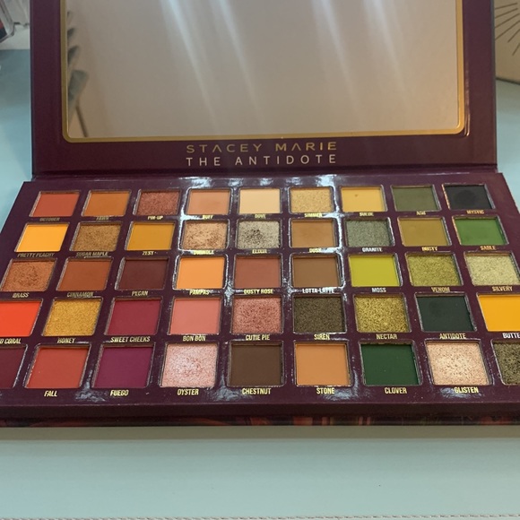BPerfect Carnival the antidote palette - Picture 5 of 7